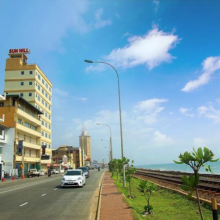 Hotel Sunhill - Colombo Buitenkant foto