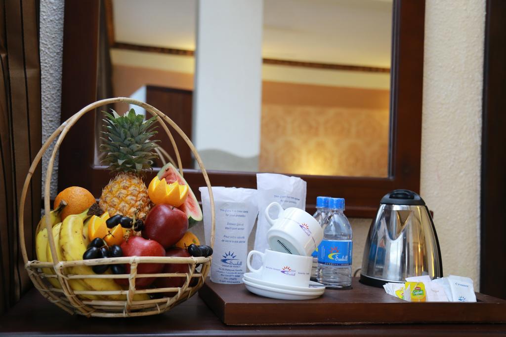 Hotel Sunhill - Colombo Buitenkant foto