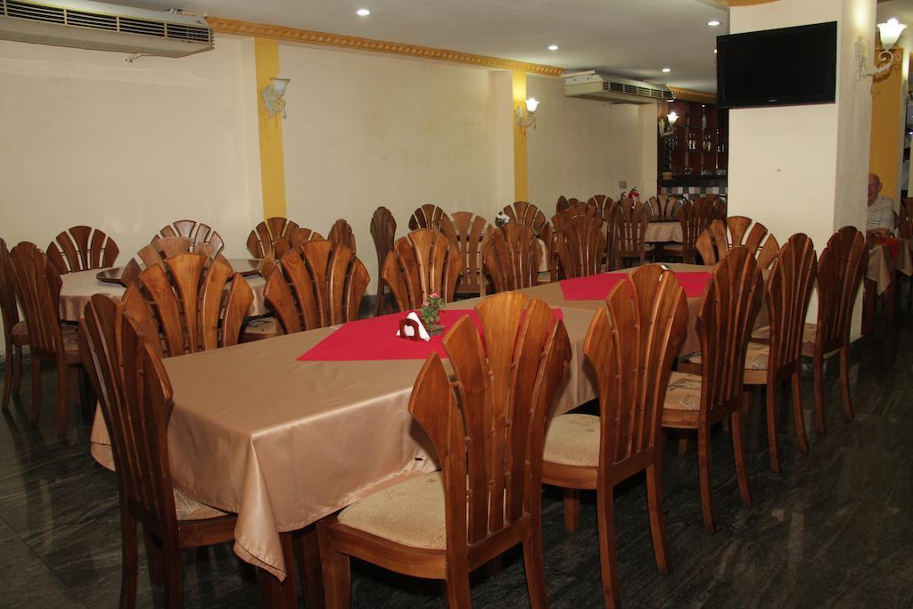 Hotel Sunhill - Colombo Buitenkant foto